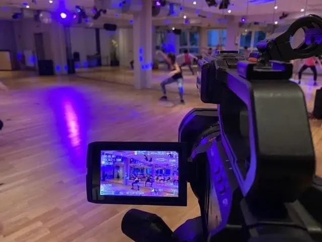 Tanzunterricht und Fitness in der Tanzschule oder zuhause!