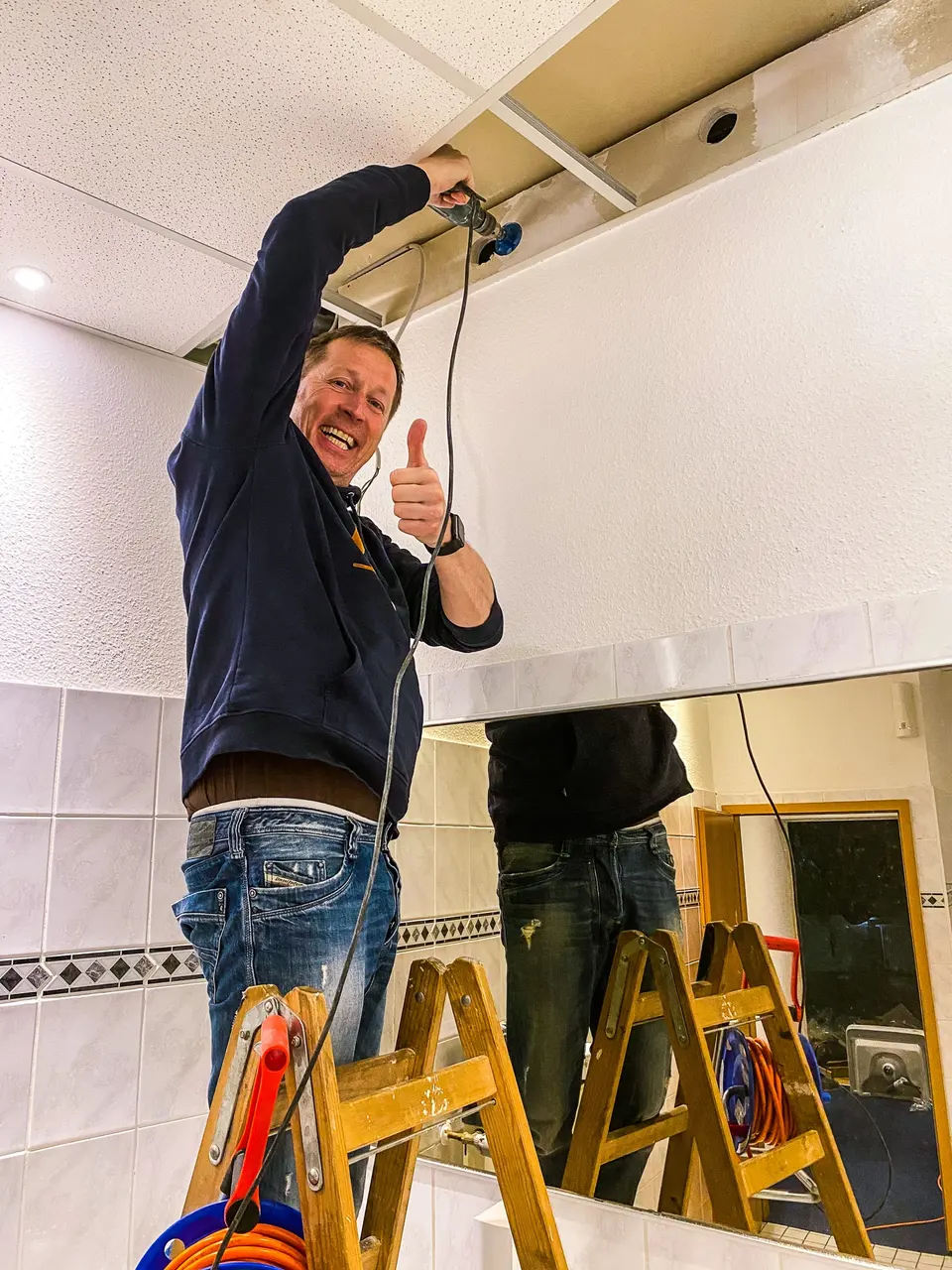 Umbau Toilette Teil 2. Hygienekonzept mit Dyson wash & dry