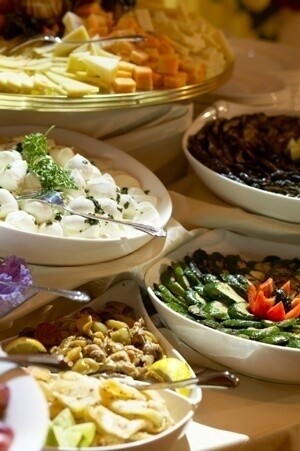 All Inclusive – Essen, Trinken und Feiern